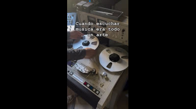 CUANDO ESCUCHAR MÚSICA ERA TODO UN ARTE