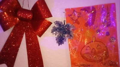 I'M THE REAL SNOW WHITE LIVING IN MY DREAM ROOM.